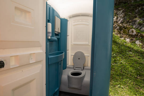 Best Porta potty delivery and setup  in Woodfield, SC